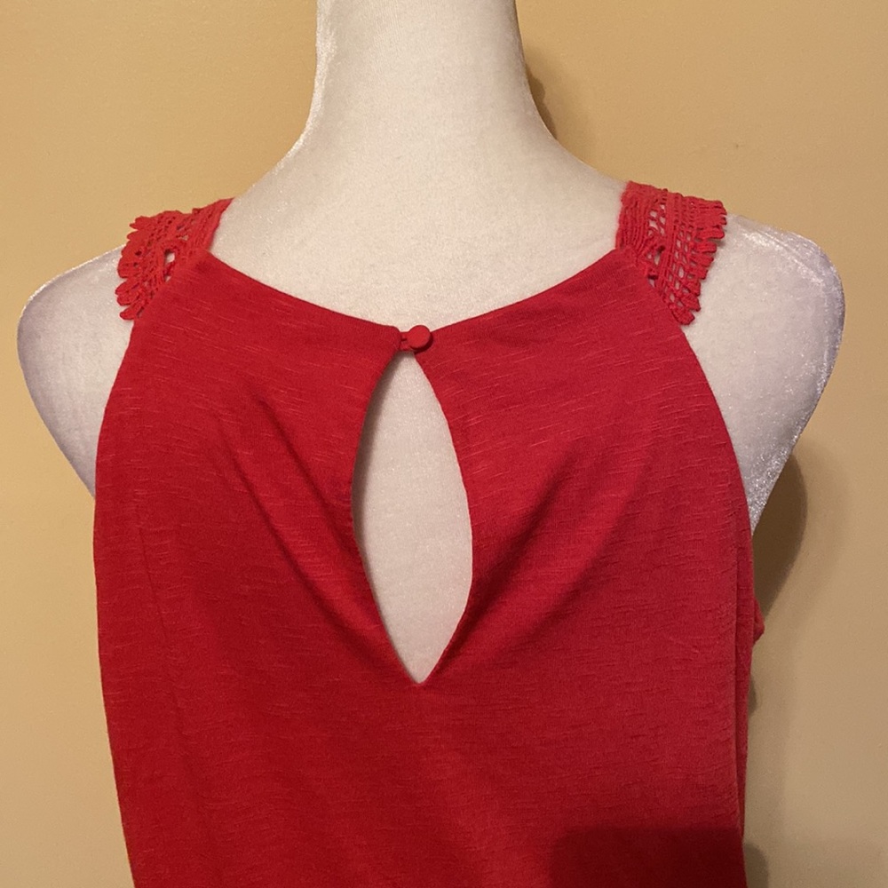 WHBM top - Picture 9 of 13